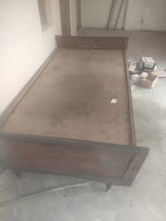2 single bed sale each 7000 rs.