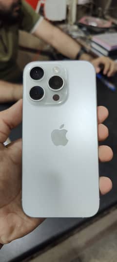 Iphone 15 Pro ,128 GB ,Dual sim ,Battery 88%