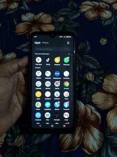 vivo y21  4gb 64 Gb set and box