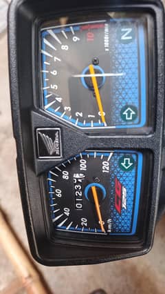 Honda  125 . . 03460561534.  Show room se LA kr ghar me khari ha. O mtr