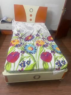 Bed/Kids bed/single bed/luxury bed/Bed for sale/bunk bed