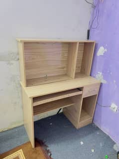 Computer Table New
