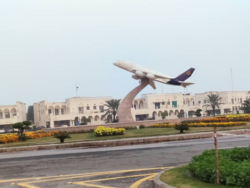 5 Marla plot with complete dues paid, ideally situated in the builder location of Eastern Block, Bahria Orchard Lahore. 35