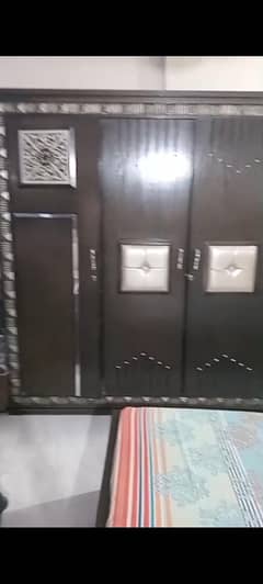 lasani wood bed set