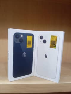 iPhone 13 box pack