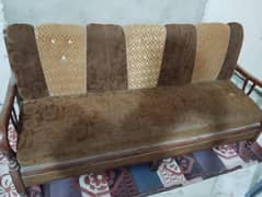 5 seats sofa set in old strong wood in good condition read ad