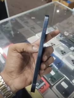 iPhone 13 128 gb 91 battery health
