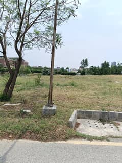 Front Back Open With Extra Land Plot 50*105 Size