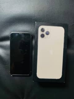 iphone 11 pro panel Chang