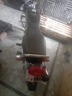 CG125