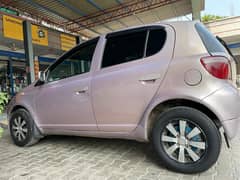 Toyota vitz 1999 model