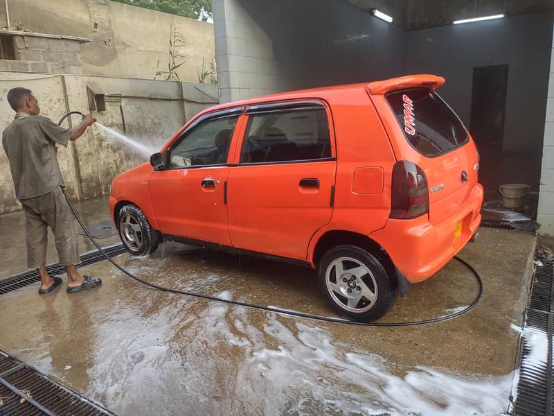 Ladies drive Alto Vxr with A. c 9