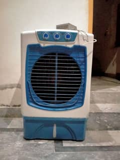12 volt air cooler plastic body all okay for sale