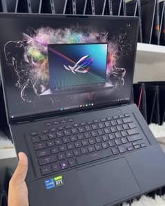 #Asus Rog Zyphrus M16