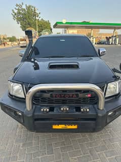 Toyota vigo 12/16 D4 Uk urgent sell