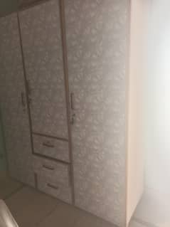 full size Almari urgent sale  contact 03323470129