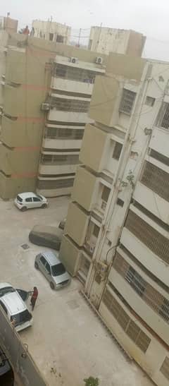 35000000. arika appatement 1 floor park facing westopen 3 bed dd flat sale iftikhar estate