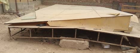 Used Fiber Shed, Iron Pipes, Garder, tempered Glass windows for sale