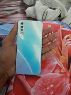 Vivo S1