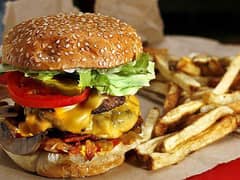 Fast Food Shop py Waiter or Delivery Boy ki Job hai