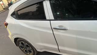 Honda vezel 14 model 17 import