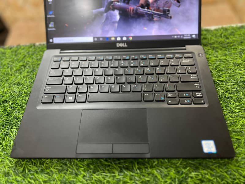 Dell Latitude E7390 i5 8th Generation Laptop With Backlit Keyboard 1