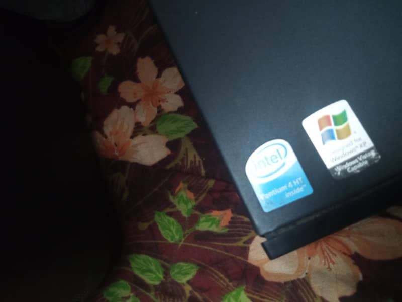 Intel pentium 4 ht  performance feature and legacy 1
