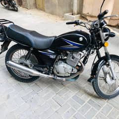 Suzuki GS 150 2018