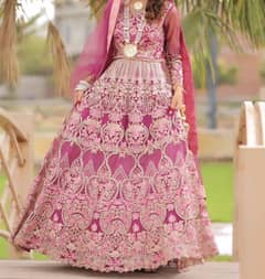 Party wear lehnga in pink color