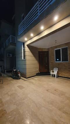 10 Marla Well Maintained House For Sale