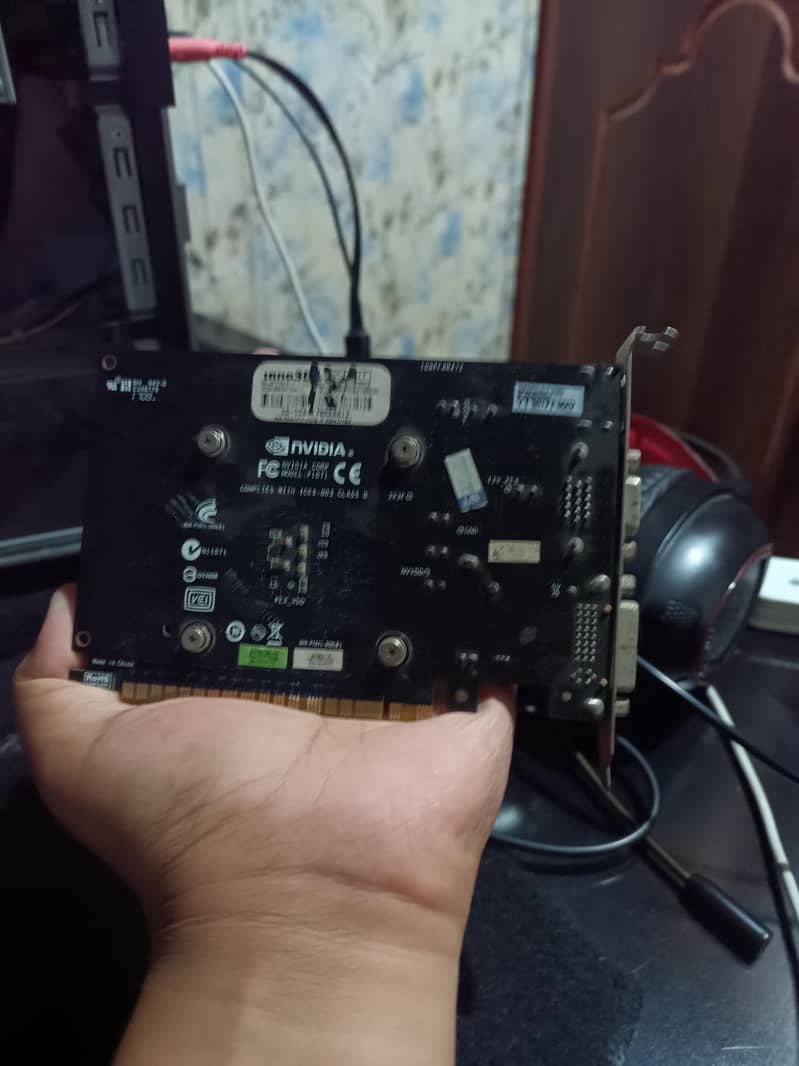 Nvidia Inno 3d Gt 730 4gb 128 bit ddr3 graphics Card.  4