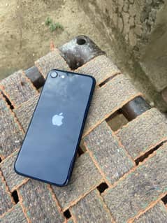 Apple iPhone SE