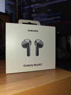 Brand New Silver Samsung Galaxy Buds 3 Box pack