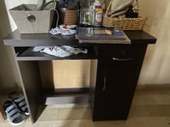 Dressing table