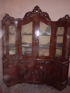 showcase for crockery