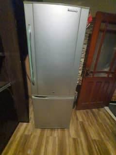 Panasonic non frost refrigerator for sale in good condition