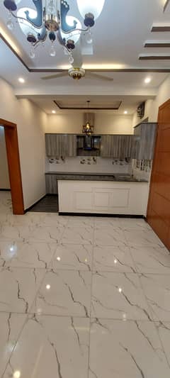 HOUSE AVAILABLE FOR SALE IN BANIGALA