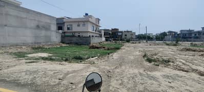 Urgent Sale 10 Marla Plot