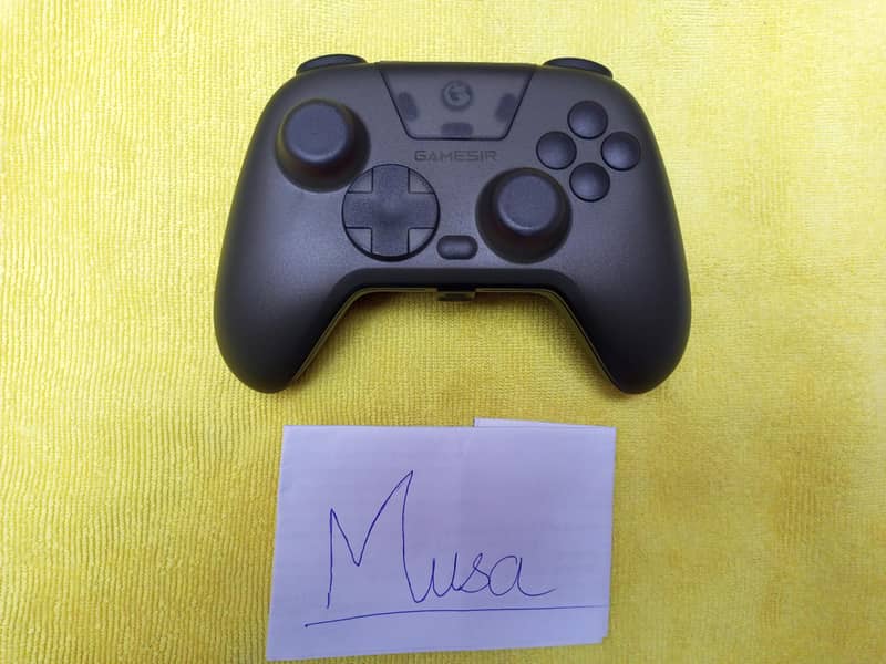 Easysmx X05     Gamesir nova lite 1