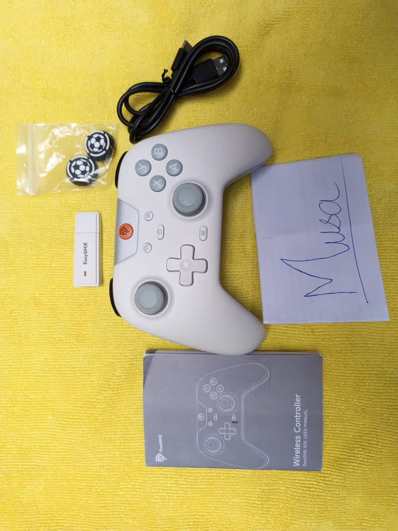 Easysmx X05     Gamesir nova lite 4