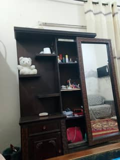 dressing table