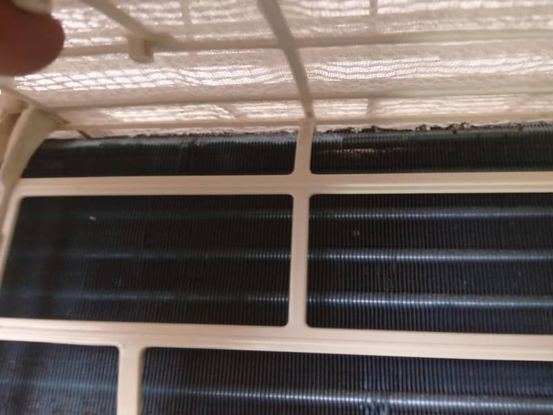 Dawlance split ac good working condition 0