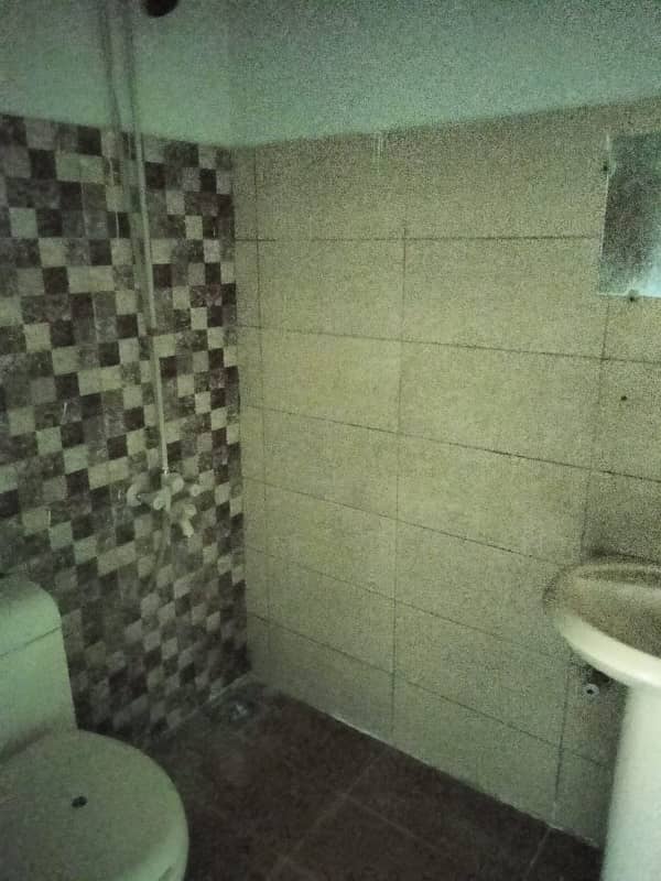 3 Bed DD flat 3rd floor not mezzanine floor in DHA phase 2 ext 11 commr 0322 5996882 7