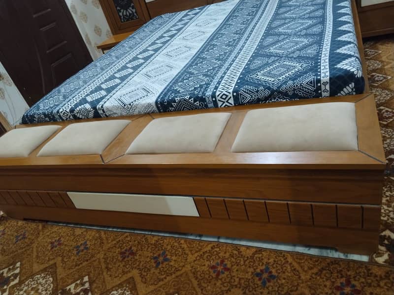 King Size Bed Set with Side Tables & Built-in Storage Drawers + Lights 2