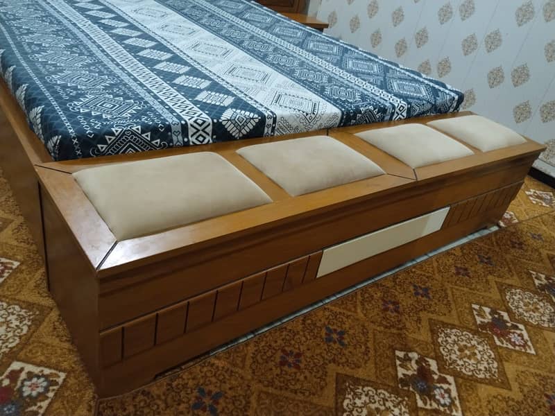 King Size Bed Set with Side Tables & Built-in Storage Drawers + Lights 5