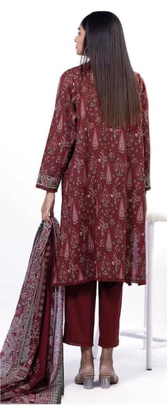 3 Pc Women Unstitched Printed Suit