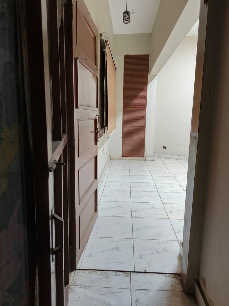 Clifton block 9 2 bad dd parking first floor good condition 6
