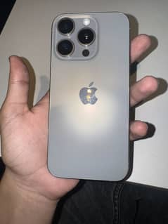 Iphone 15pro natural titanium