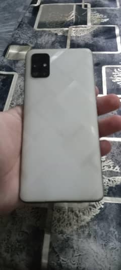 SAMSUNG GALAXY A51
