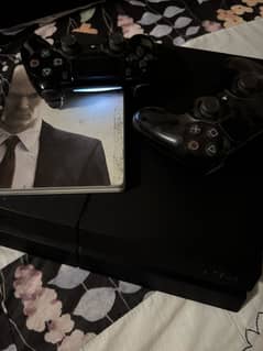 Play station 4 (1Tb)